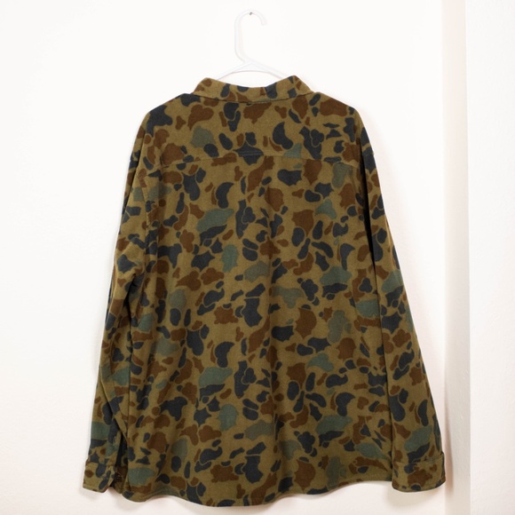 Eddie Bauer Men's Chutes Microfleece Shirt in Camo - Picture 6 of 6